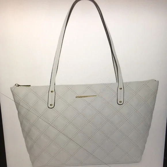COPY - 🆕 NWT LIZ CLAIBORNE TOTE - Picture 4 of 9